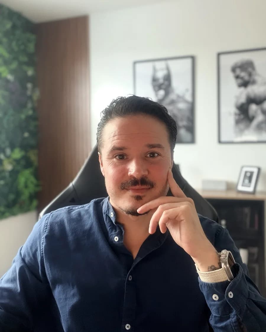 Fabien Rubalo, fondateur de RUB, à son bureau de Montluçon